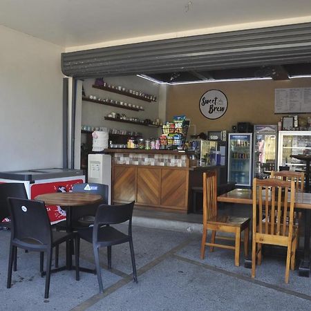 A&E Apartelle Bacolod Zewnętrze zdjęcie