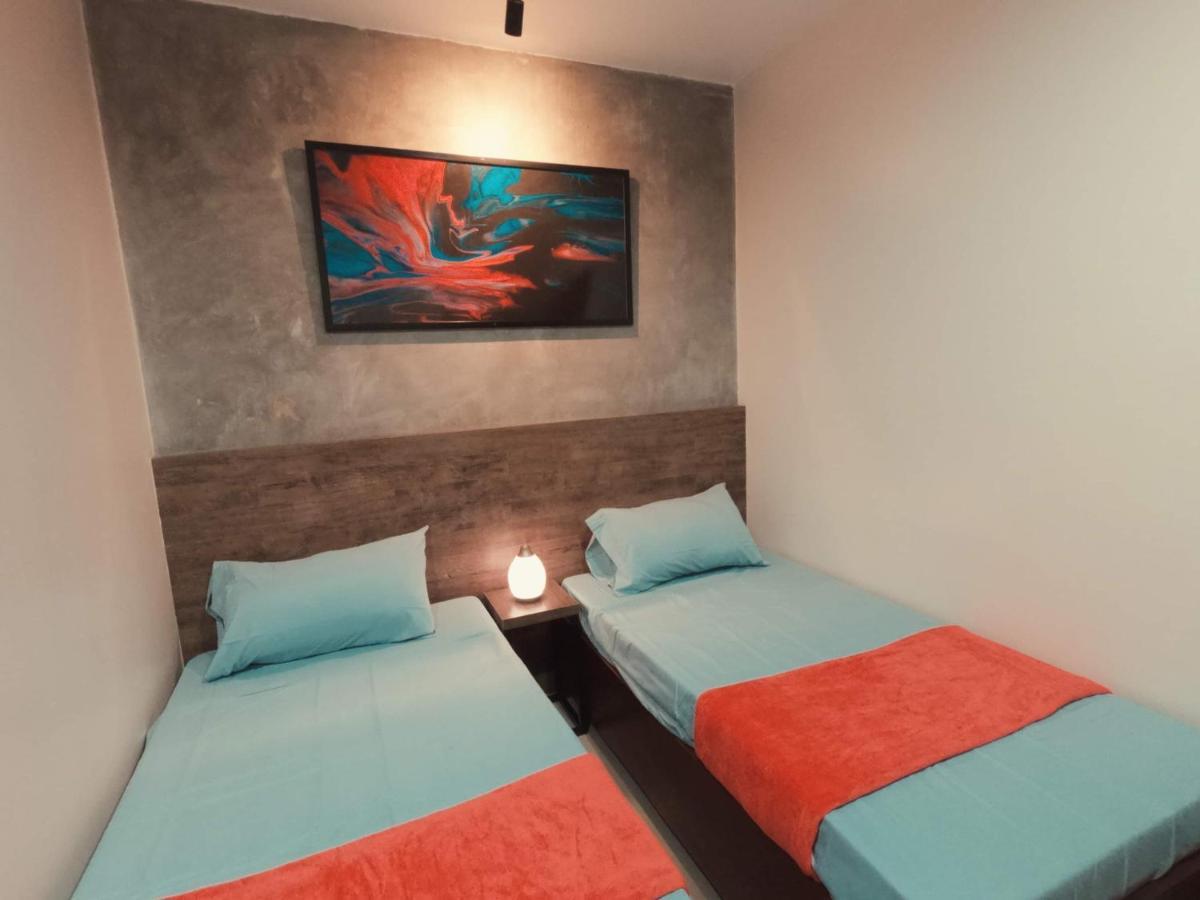 A&E Apartelle Bacolod Zewnętrze zdjęcie