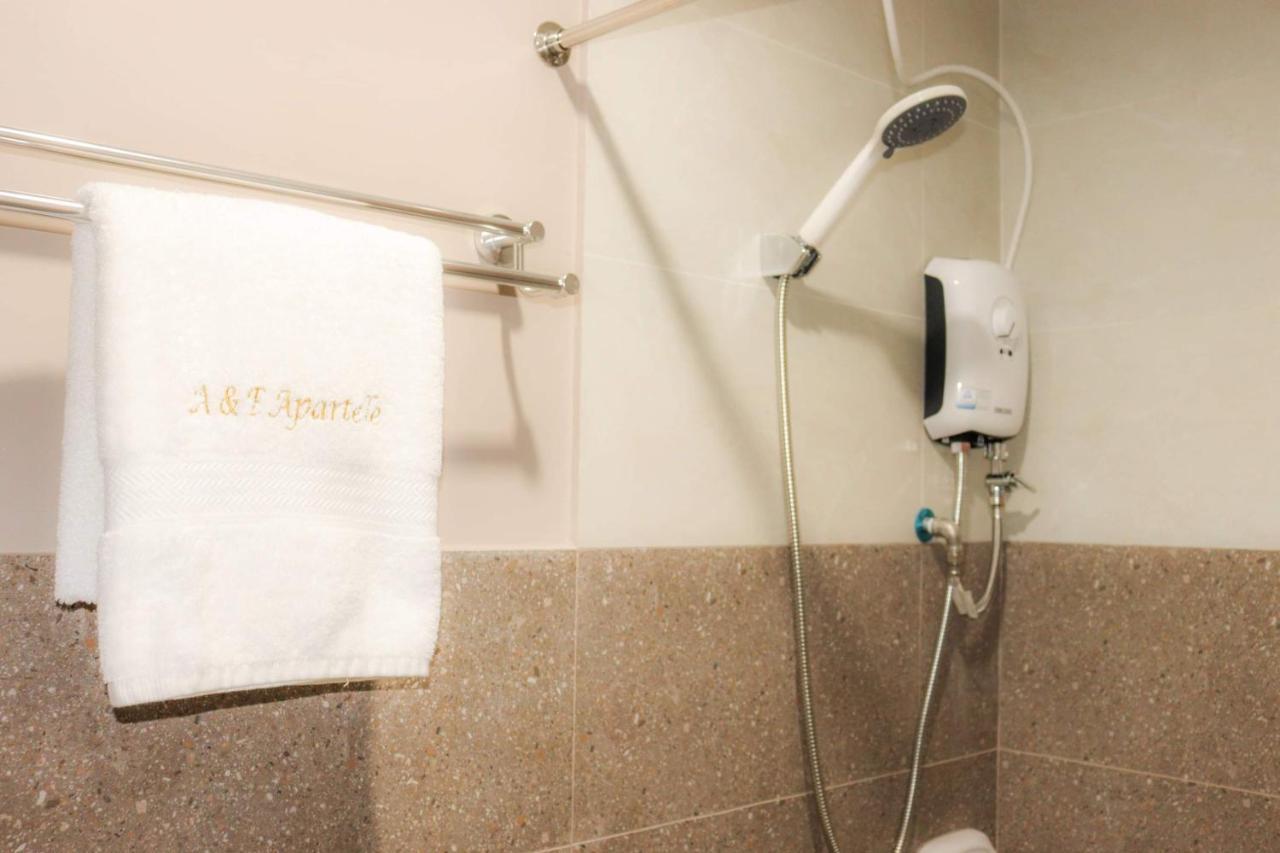 A&E Apartelle Bacolod Zewnętrze zdjęcie