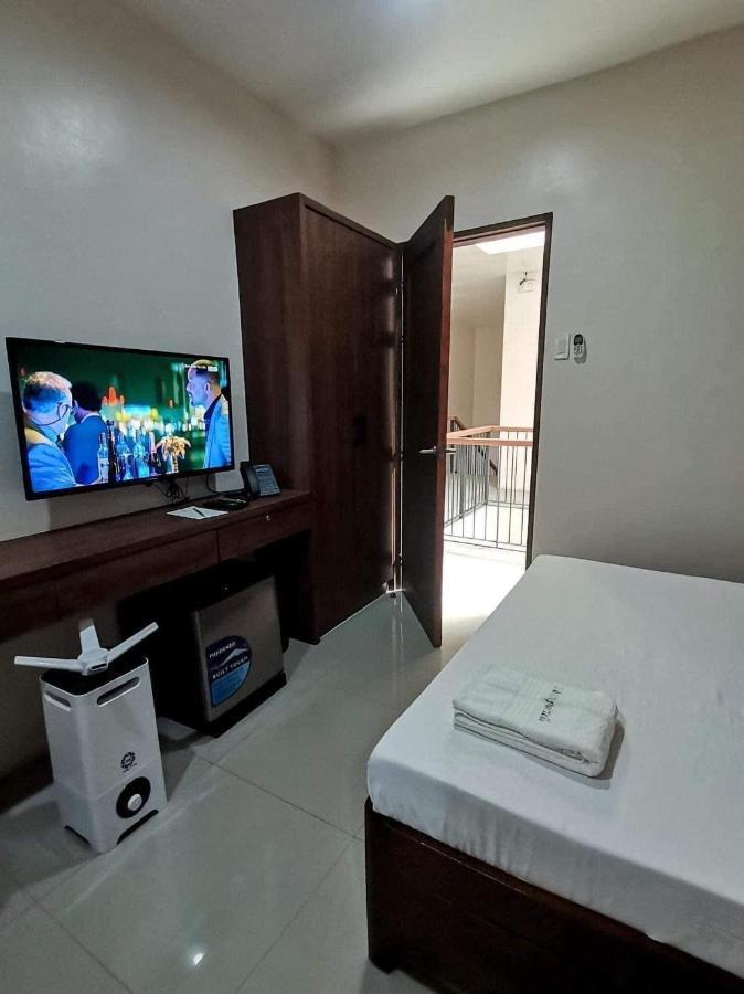 A&E Apartelle Bacolod Zewnętrze zdjęcie