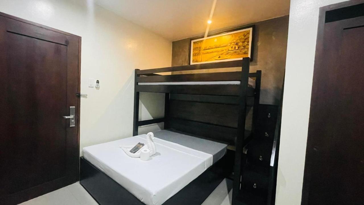 A&E Apartelle Bacolod Zewnętrze zdjęcie